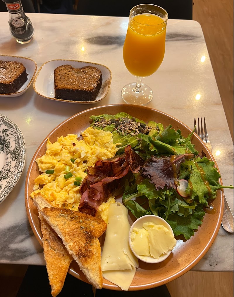Eggs Royale
