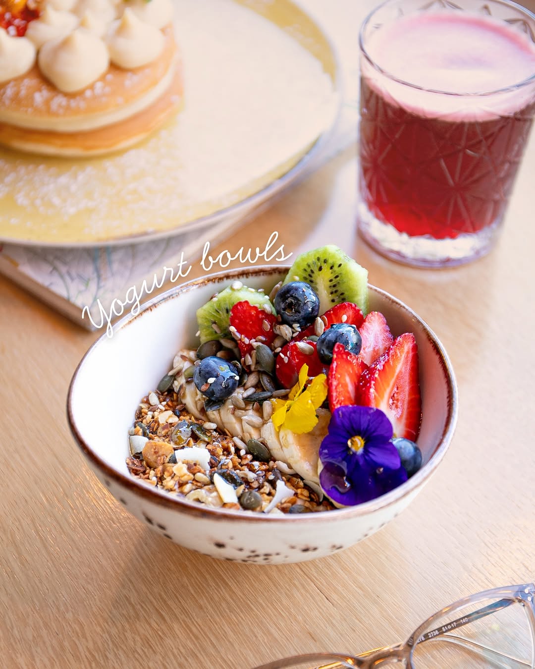Granola bowl